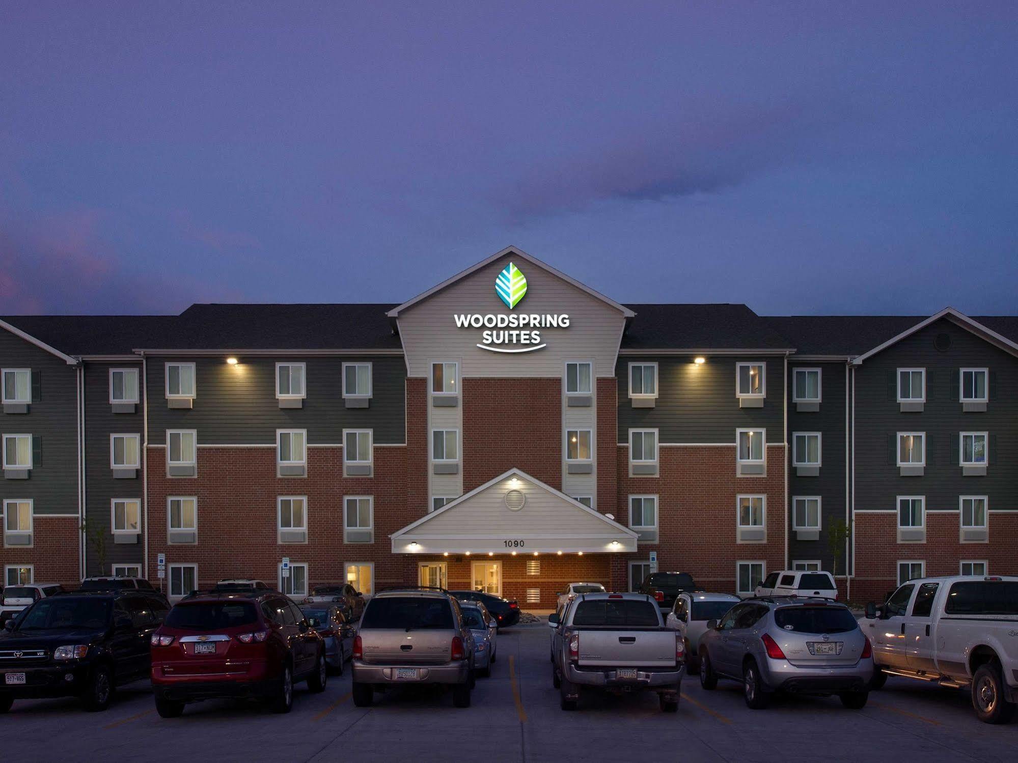 Woodspring Suites Fargo North Near Ndsu Exterior photo